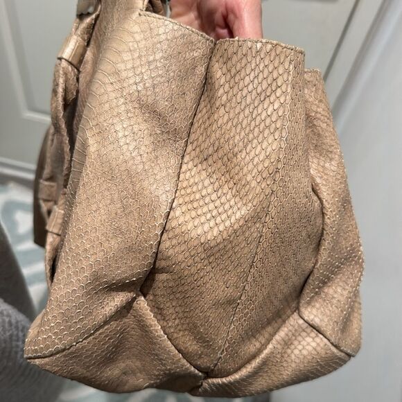 Furla Beige Python Embossed Genuine Leather Shoulder Bag Italy Travel Work Large - Picture 10 of 13